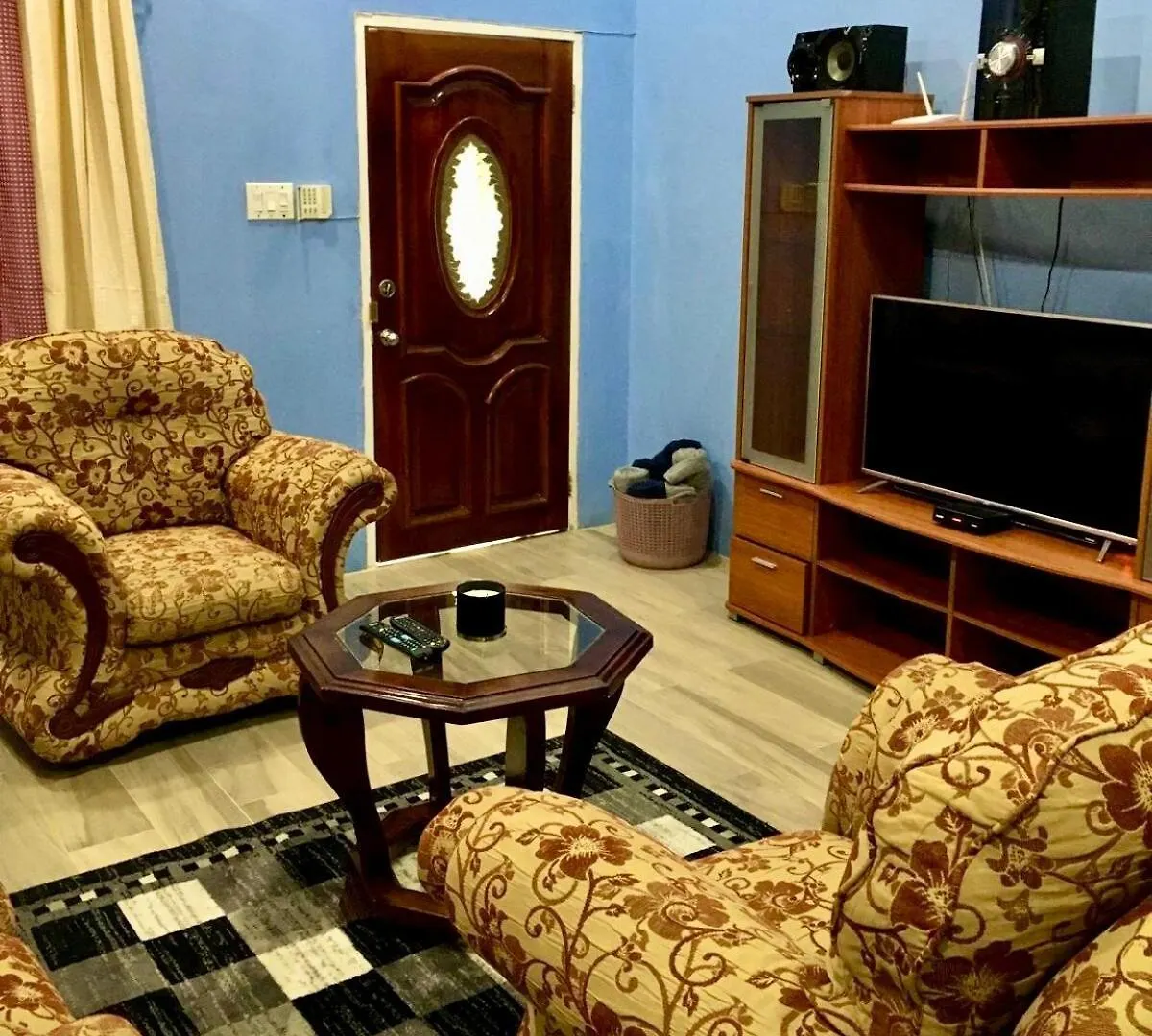 Holiday home Seaside Retreat 2BR with Beach Access and AC Ocho Rios